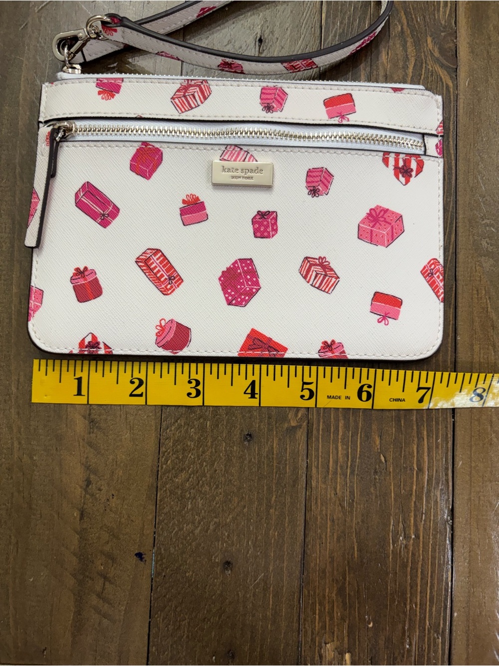 Kate Spade Shore Street Tinie Wristlet in the Gift Box Pattern - Picture 9 of 10